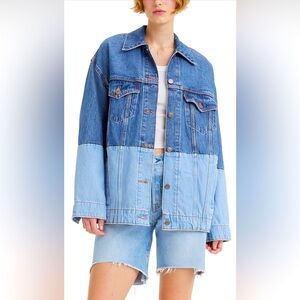 Levi’s Baggy Trucker Two-Tone Denim Jacket